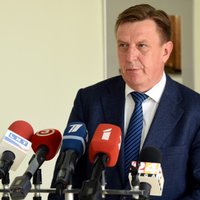 Премьер-министр прокомментировал переход школ только на латышский язык