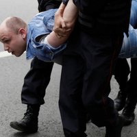 Pretkorupcijas mītiņi Krievijā: Aizturēts Navaļnijs, Maskavā ap 800 aizturēto. Teksta tiešraides arhīvs
