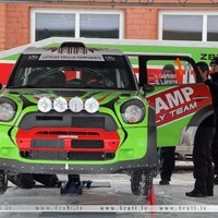 Ar WRC automašīnu braucoši ukraiņi sīvā cīņā uzvar Alūksnes rallijā