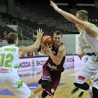 Latvijas basketbola izlase 'Eurobasket 2015' spēka rangā pakāpusies uz devīto vietu