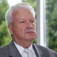 Мурниеце: СЗК все же следует задуматься об увольнении своего министра Дуклавса
