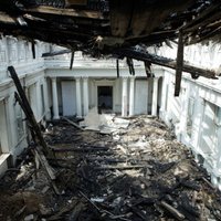 Фоторепортаж: Рижский замок после пожара