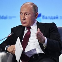 Путин выступил против бряцания ядерным оружием