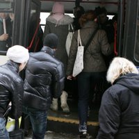 Перевощиков резко раскритиковал снижение количества рейсов общественного транспорта в Риге