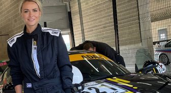 Pirmo reizi Latvijas 'Porsche' klubu vadīs sieviete