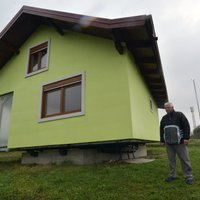 ВИДЕО. Мужчина построил вращающийся дом потому, что его жена не могла определиться с видом из окна