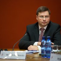 Likvidējot Valsts būvinspekciju, tās funkcijas nepazuda, skaidro Dombrovskis
