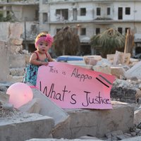 Drosmīgi par Sīrijas pilsoņu karu. Judīte Čunka par filmu 'Veltījums Samai'