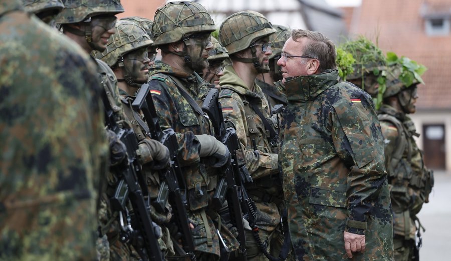 Recruitment Problems in the German Army: Defense Minister Admits Serious Challenges