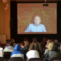 Kinofestivāls '2Annas' Latvijas skolās rīkos īsfilmu seansus un darbnīcas