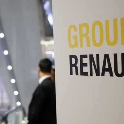 Francijas policija veic kratīšanu 'Renault' galvenajā birojā saistībā ar izmeklēšanu Gosna lietā