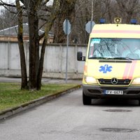Коронавирус: кому в Латвии положен и кому не положен больничный
