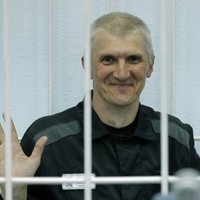 Jau šodien no cietuma varētu iznākt Hodorkovska biznesa partneris Ļebedevs