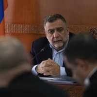 Миллиардера Варданяна сняли с должности премьера Карабаха. Он занимал этот пост меньше 4 месяцев