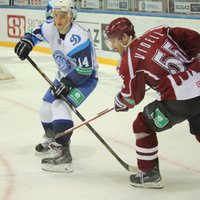 Video: Rīgas 'Dinamo' leģionāri iekļauti KHL nedēļas 'golu' topā