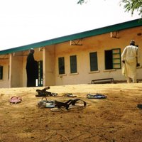 Pēc 'Boko Haram' iebrukuma skolā Nigērijā pazūd vairāk nekā 100 meitenes