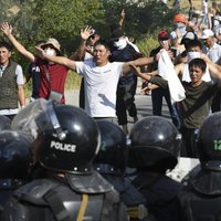 Неожиданная революция в Бишкеке. Что происходит в Кыргызстане и почему там снова меняется власть