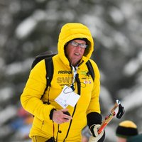 Krievijas olimpiskās diskvalifikācijas sekas: uz Phjončhanu nedrīkst doties Zviedrijas biatlona izlases treneris