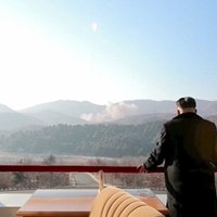 Ким Чен Ын заявил о создании миниатюризованных ядерных боеголовок