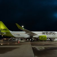 ФОТО. airBaltic получила 43-й самолет Airbus A220-300