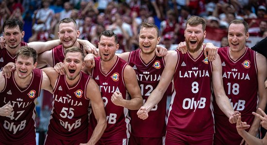 Oficiāli: Latvijas basketbolisti mājās mēģinās kvalificēties Parīzes olimpiskajām spēlēm