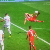 Шакира шутливо прокомментировала гол Швейцарии в ворота Польши