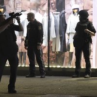 Стрельба в Вене: число погибших достигло четырех человек, полиция ищет нападавших