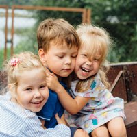 С тремя детьми легче, чем с одним. История родителей тройняшек — Светланы и Виктора
