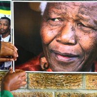 Mandelas bēru procesija trīs dienas brauks cauri Pretorijai