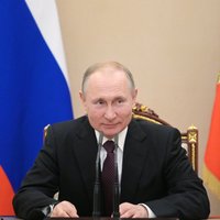 Путин заявил об использовании "майданных технологий" в Казахстане