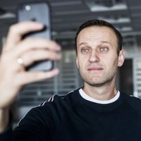 Российские СМИ: Алексей Навальный "раскачал лодку"