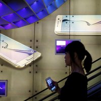 Разные iPhone, Galaxy и одинокий "китаец" — кто оккупировал топ-10 мировых продаж смартфонов