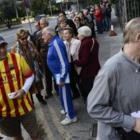 Foto: Kataloņi atdod simbolisku balsi par reģiona neatkarību