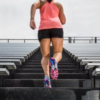 Vai ir ieteicams trenēties tieši pirms skriešanas sacensībām?