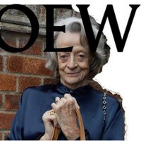 Вне времени: 88-летняя звезда "Гарри Поттера" Мэгги Смит снялась в рекламной кампании Loewe