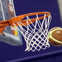 Francijas un Turcijas sieviešu basketbola izlases iekļūst Eiropas čempionāta pusfinālā