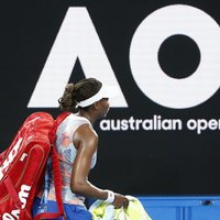 Vairāki 'Australian open' favorīti apstājas pirmajā kārtā