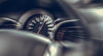 Nedēļas nogalē Kurzemē pieciem braucējiem atņemtas tiesības par ātruma pārsniegšanu