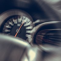 Rosina naudas sodu par braukšanas ātruma pārkāpšanu piemērot arī par ātrumu, kas atļauto pārsniedz par 10 km/h
