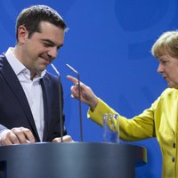 Merkele atkārtoti noraida iespēju norakstīt daļu Grieķijas parāda