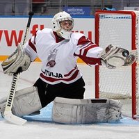 Latvijas U-18 hokeja izlasei vēl viens smags zaudējums PČ