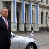 Prezidents netic pētījumiem par nabadzību Latvijā