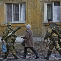 No frontes līnijas - 'Delfi' pieredzētās Ukrainas kara šausmas