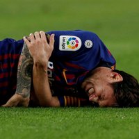 'FC Barcelona' meklē aizstājējus roku salauzušajam Mesi