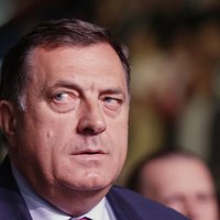 Dodiks: Bosnijas serbi vēlas savu armiju