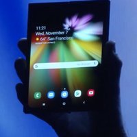 ВИДЕО: Samsung показала прототип долгожданного гибкого смартфона