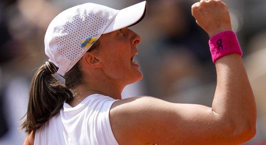 Švjonteka iekļūst WTA sezonas noslēguma turnīra finālā
