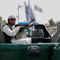 Talibi Afganistānā nogalinājuši vairāk nekā 100 bijušās valdības pārstāvju, secināts ziņojumā