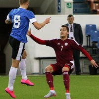 Латвийские футболисты в первом матче Кубка Содружества уступили эстонцам