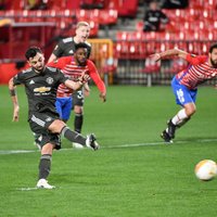 Mančestras 'United' pietuvojas UEFA Eiropas līgas pusfinālam